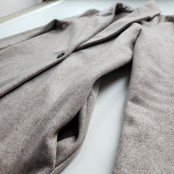 Zara Long Tan Coat With Button - Picture 3 of 15